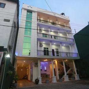 найти туры в отель Kings Gate Airport transit Hotel отель Kings Gate Airport transit Hotel