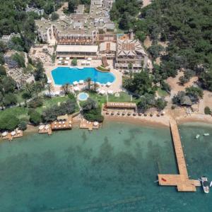 найти туры в отель Даблтри бай Хилтон Бодрум Айсил Клаб Ризот отель DoubleTree By Hilton Bodrum Isil Club Resort