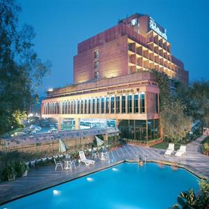 найти туры в отель Jaypee Siddharth отель Jaypee Siddharth