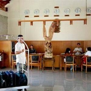 найти туры в отель Кута Лонг Ризот энд Пул Виллас отель Kuta Lagoon Resort & Pool Villas