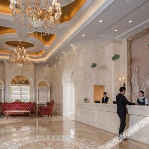 найти туры в отель Vienna Hotel (Shenzhen Nanyou Clothing City Nanguang Metro Station) отель Vienna Hotel (Shenzhen Nanyou Clothing City Nanguang Metro Station)