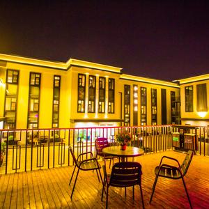 найти туры в отель Heyue Hotel (Yunlong Lake Museum) отель Heyue Hotel (Yunlong Lake Museum)