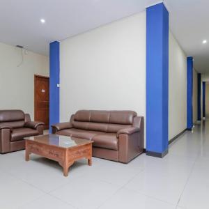 найти туры в отель RedDoorz Plus @ Jalan Pemuda Jakarta отель RedDoorz Plus @ Jalan Pemuda Jakarta