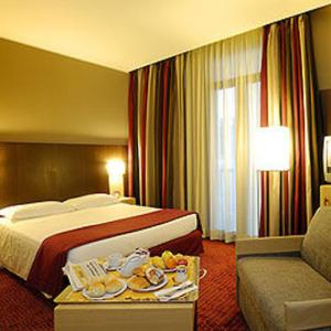 найти туры в отель Mercure Roma Piazza Bologna отель Mercure Roma Piazza Bologna