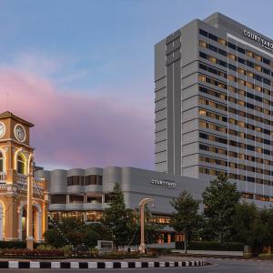 найти туры в отель Кортъярд бай Марриотт Пхукет Таун отель Courtyard by Marriott Phuket Town