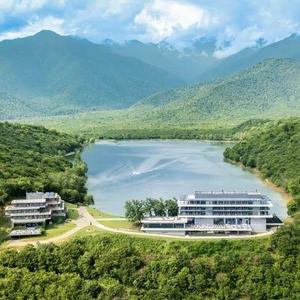 найти туры в отель Кварели Лейк Ризот отель Kvareli Lake Resort