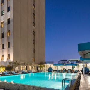 найти туры в отель Новотел Дейра Креексиде Дубай отель Novotel Deira Creekside Dubai