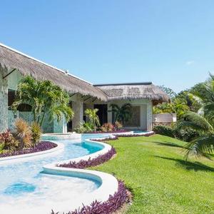 найти туры в отель ТиАрСи Юкатан Отель отель TRS Yucatan Hotel