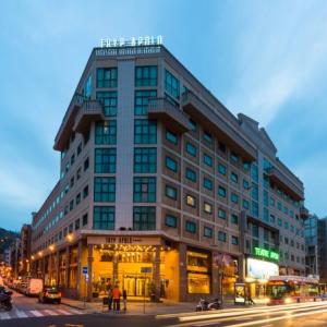 найти туры в отель Трип Аполо отель INNSiDE by Melia Barcelona Apolo