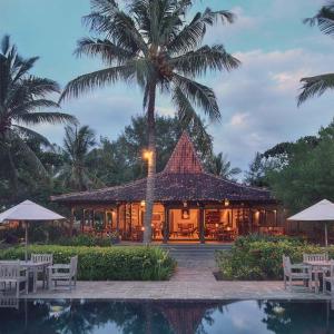 найти туры в отель Деса Дуниа Беда отель Desa Dunia Beda