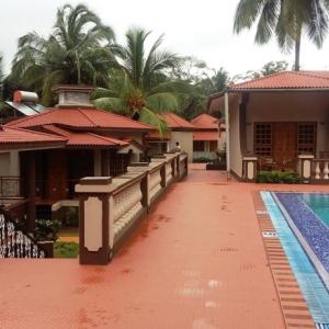 найти туры в отель Леони Ризот отель Leoney Resort