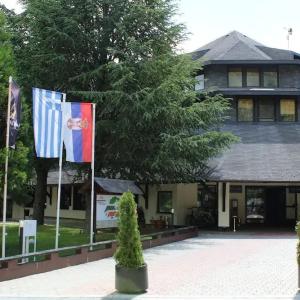 найти туры в отель Junior отель Junior