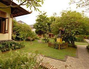 найти туры в отель Besakih Beach Hotel отель Besakih Beach Hotel