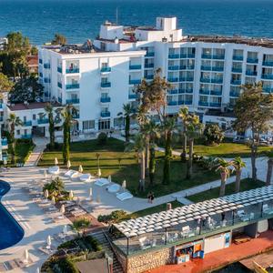 найти туры в отель Ле Блю Отель энд Ризот отель Le Bleu Hotel & Resort