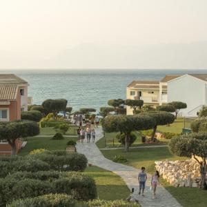найти туры в отель Мареблу Корфу Бич Ризот отель Mareblue Corfu Beach Resort