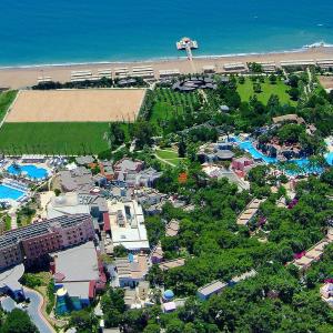 найти туры в отель Блю Вотерс Клаб отель Blue Waters Club