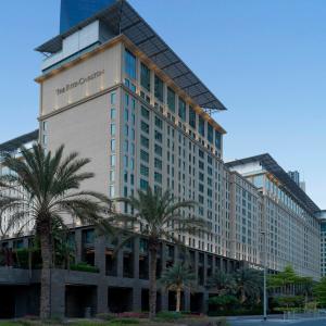 найти туры в отель Ритц Карлтон Дубай Интернешенал Финачиал Центр отель The Ritz-Carlton Dubai International Financial Centre