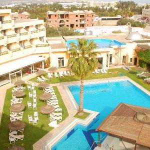 найти туры в отель Нарцис отель Narcisse