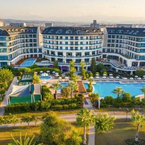 найти туры в отель Коммодоре Элит Сьютс энд Спа отель Commodore Elite Suites & Spa