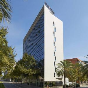 найти туры в отель Фор Поинтс бай Шератон Барселона Диагонал отель Four Points by Sheraton Barcelona Diagonal