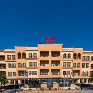 найти туры в отель Ла Росо Бохо Аква Парк Отель отель La Rosa Boho Aqua Park Hotel