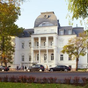 найти туры в отель Мирадж Мэдик Отель отель Mirage Medic Hotel