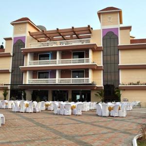 найти туры в отель Квини отель The Queeny