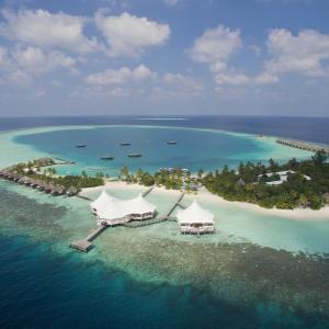 найти туры в отель Сафари Айлэнд Ризот энд Спа отель Safari Island Resort & Spa