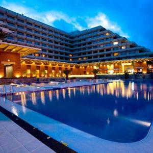 найти туры в отель Цинамон Лейксайд Коломбо отель Cinnamon Lakeside Colombo