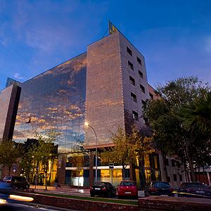 найти туры в отель Сейлес Сиутат дель Прат Отель отель Salles Ciutat Del Prat Hotel