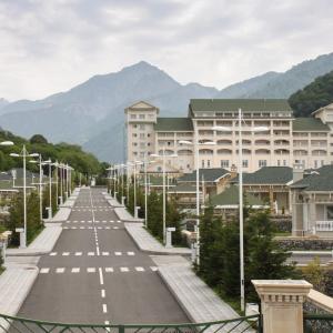 найти туры в отель Кавказ Риверсайд Ризот Отель Габала отель Qafqaz Riverside Resort Hotel Gabala