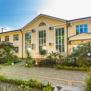 найти туры в отель База отдыха Адлер (ул. Цимлянская) отель База отдыха Адлер (ул. Цимлянская)