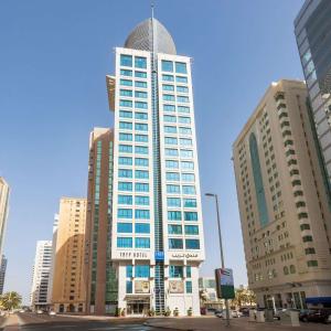 найти туры в отель ТиАрУайПи бай Уиндем Абу Даби Сити Центр отель TRYP by Wyndham Abu Dhabi City Centre