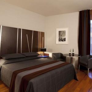 найти туры в отель Suite Valadier отель Suite Valadier