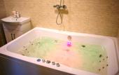 Туры в отель Jacuzzi KASKAD ApartComplex Туры в отель Jacuzzi KASKAD ApartComplex