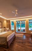 Туры в отель Earl's Regent Hotel Туры в отель Earl's Regent Hotel