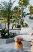 Туры в отель Concrete Retreat Туры в отель Concrete Retreat