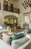 Туры в отель Beautifully Renovated Family Village House Within Walking Distance To The Beach Туры в отель Beautifully Renovated Family Village House Within Walking Distance To The Beach