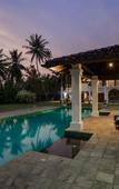 Туры в отель Lovely Lakeside Villa With Large Pool Poolside Dining Туры в отель Lovely Lakeside Villa With Large Pool Poolside Dining