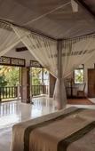 Туры в отель Lovely Lakeside Villa With Large Pool Poolside Dining Туры в отель Lovely Lakeside Villa With Large Pool Poolside Dining