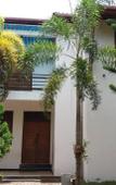 Туры в отель Four Seasons Villa Туры в отель Four Seasons Villa