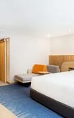 Туры в отель Holiday Inn Express and Suites Bangkok Central Pier by IHG Туры в отель Holiday Inn Express and Suites Bangkok Central Pier by IHG