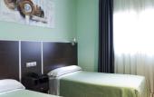 Туры в отель Hostal Avenida Barajas Туры в отель Hostal Avenida Barajas
