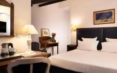 Туры в отель Relais Hotel Du Vieux Paris Туры в отель Relais Hotel Du Vieux Paris