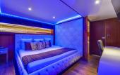 Туры в отель VIP Paris Yacht Hotel Туры в отель VIP Paris Yacht Hotel