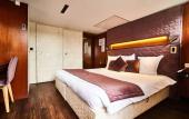 Туры в отель VIP Paris Yacht Hotel Туры в отель VIP Paris Yacht Hotel