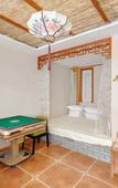 Туры в отель GuBei Water Town Revolution Hotel Туры в отель GuBei Water Town Revolution Hotel