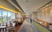 Туры в отель DoubleTree by Hilton Ahmedabad Туры в отель DoubleTree by Hilton Ahmedabad