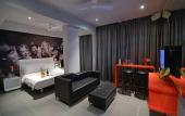 Туры в отель SinQ Party Hotel Туры в отель SinQ Party Hotel