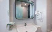 Туры в отель Zest Jemursari by Swiss-Belhotel International Туры в отель Zest Jemursari by Swiss-Belhotel International